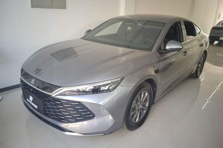 BYD Qin L 2025 DM-i Smart Drive 80KM Leading Model
