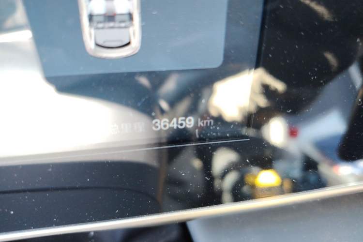Used BYD Qin L 2025 DM-i Smart Drive 80KM Leading Model Odometer Close Up