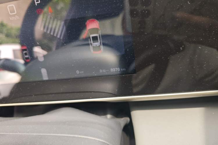 Used BYD Qin L 2025 DM-i Smart Drive 120KM Leading Model Odometer Close Up