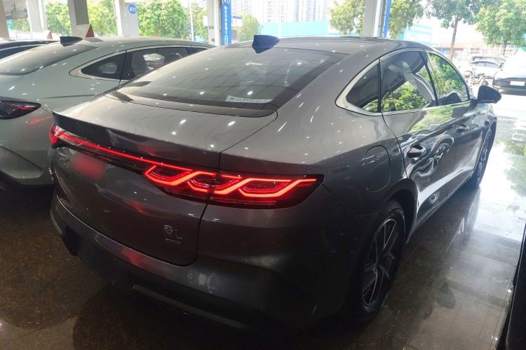 Used BYD Qin L 2025 DM-i Smart Drive 120KM Leading Model Rear Right 45 Deg