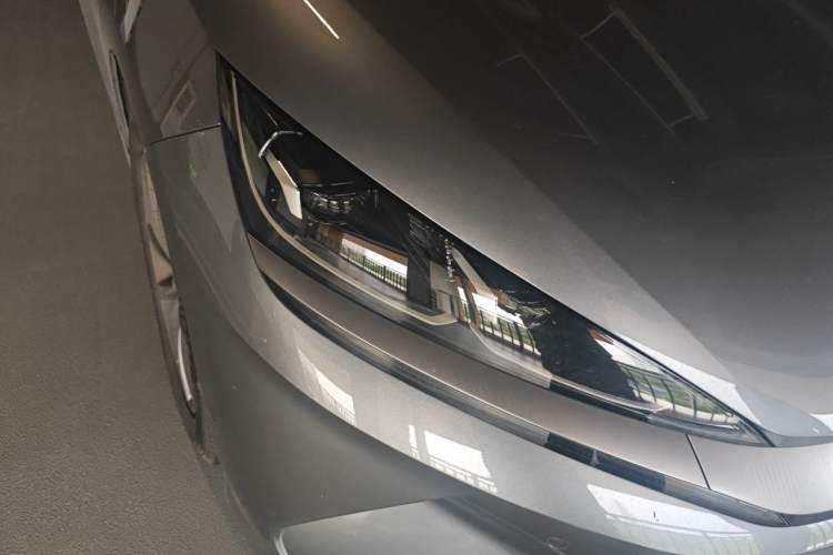 Used BYD Qin L 2025 EV 545KM Beyond Version Right Front Headlight