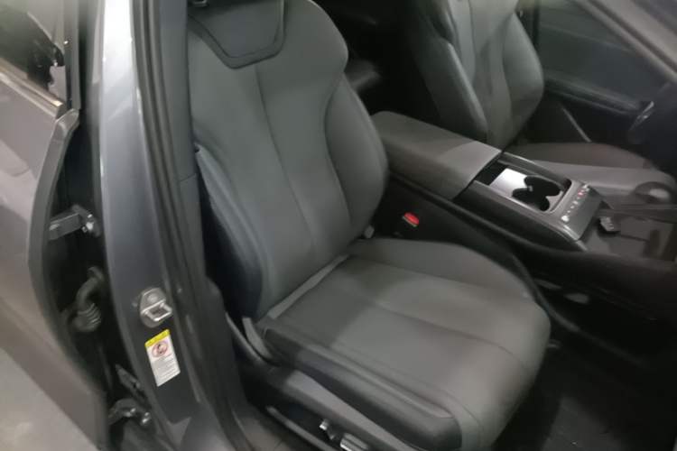 Used BYD Qin L 2025 EV 545KM Beyond Version Right Front Seat