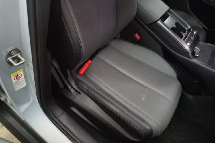 Used BYD Qin L 2025 EV 470KM Leading Edition Right Front Seat