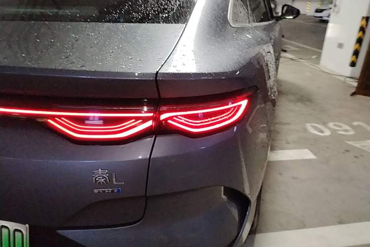 Used BYD Qin L 2025 EV 545KM Beyond Version Right Rear Taillight