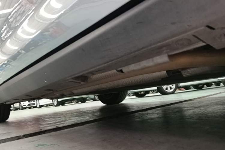 Used BYD Qin L 2025 DM-i Smart Drive 120KM Superior Model Right Side Sill