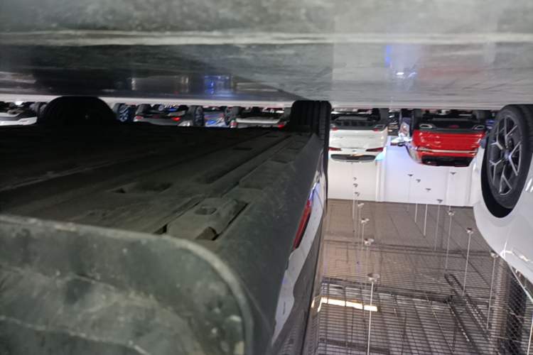 Used BYD Qin L 2025 EV 545KM Beyond Version Right Side Sill