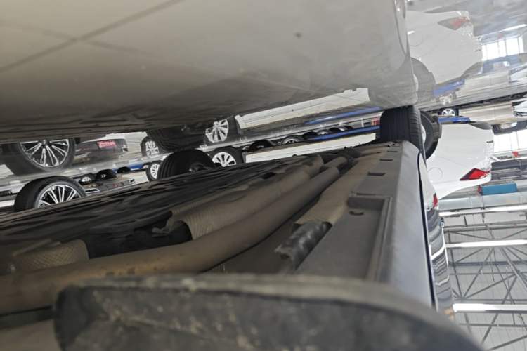 Used BYD Qin L 2025 DM-i Smart Drive 80KM Leading Model Right Side Sill