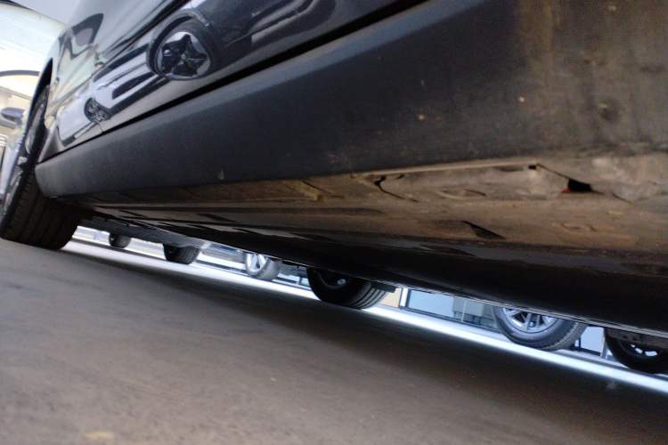 Used BYD Qin L 2025 EV 545KM Beyond Version Right Side Sill
