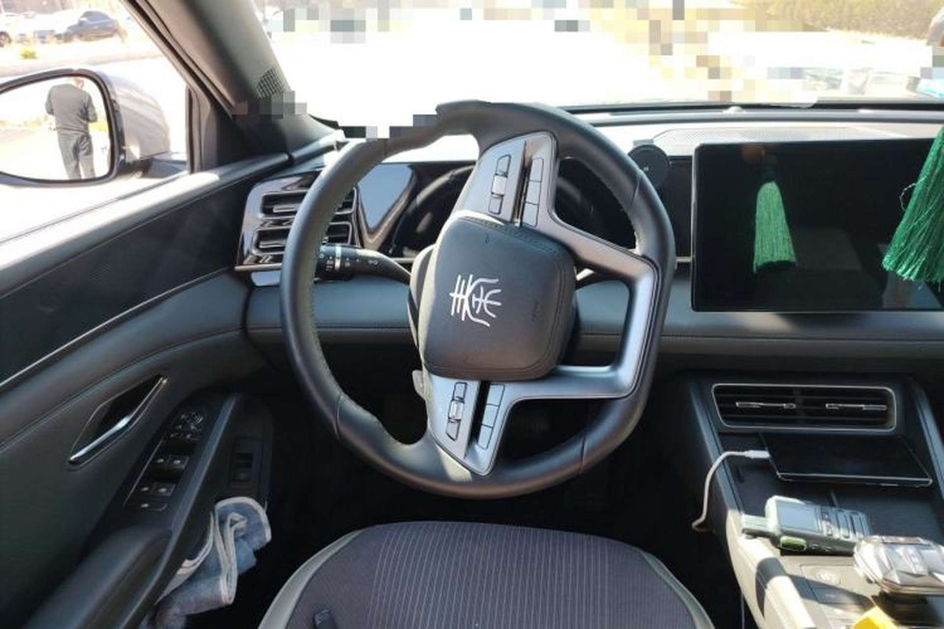 Used BYD Qin L 2025 DM-i Smart Drive 80KM Leading Model Steering Wheel