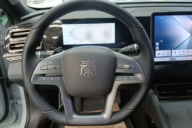 Used BYD Qin L 2025 DM-i Smart Drive 120KM Superior Model Steering Wheel