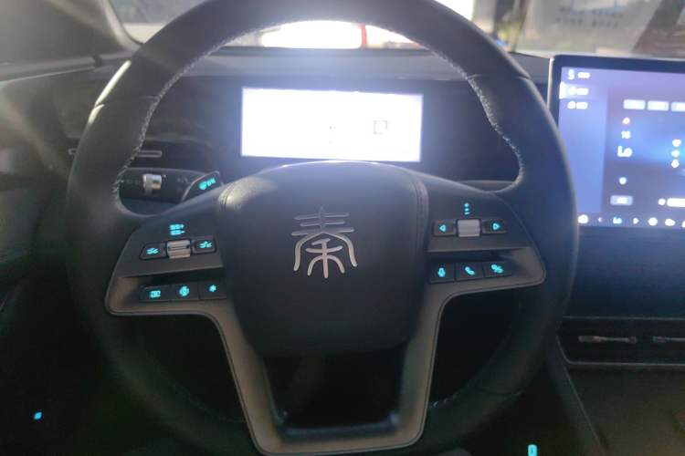 Used BYD Qin L 2025 EV 545KM Beyond Version Steering Wheel