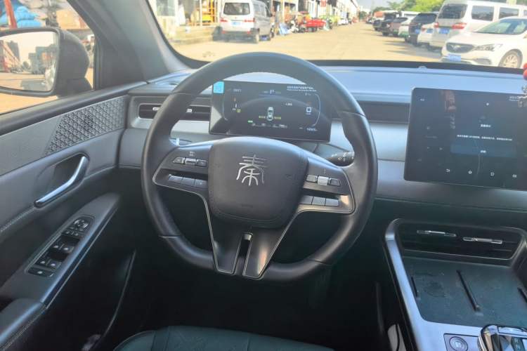 Used BYD Qin L 2025 DM-i Smart Drive 80KM Leading Model Steering Wheel