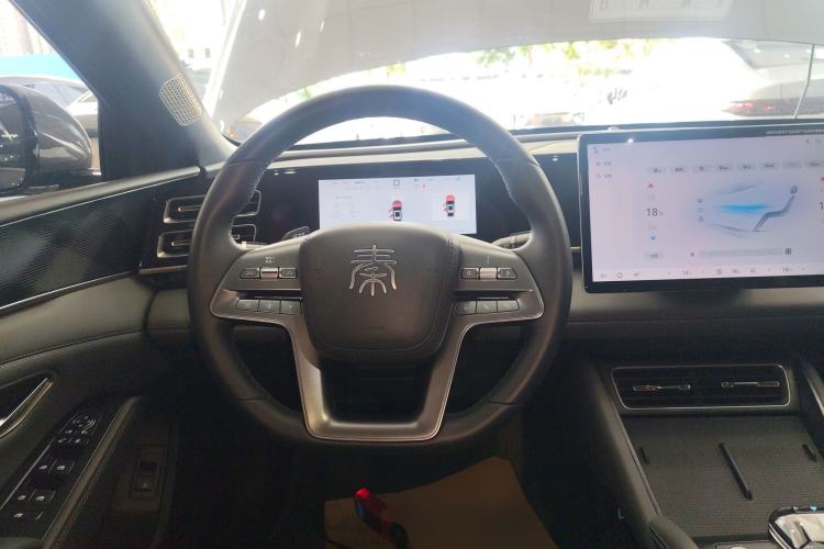 Used BYD Qin L 2025 DM-i Smart Drive 120KM Leading Model Steering Wheel