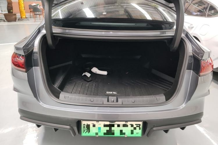Used BYD Qin L 2025 DM-i Smart Drive 120KM Leading Model Trunk