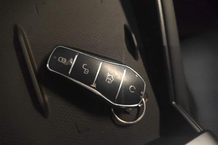Used BYD Qin L 2025 EV 545KM Beyond Version Vehicle Key