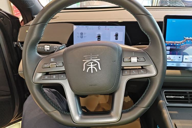 Used BYD Qin L 2025 EV 545KM Beyond Version Steering Wheel