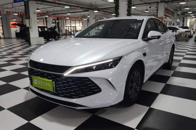 Used BYD Qin L 2025 DM-i Smart Drive 80KM Leading Model