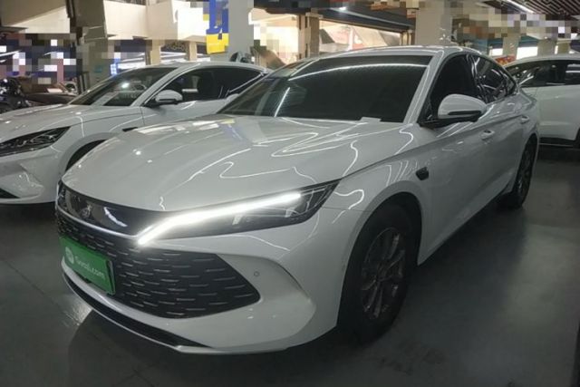 Used BYD Qin L 2025 DM-i Smart Drive 80KM Leading Model