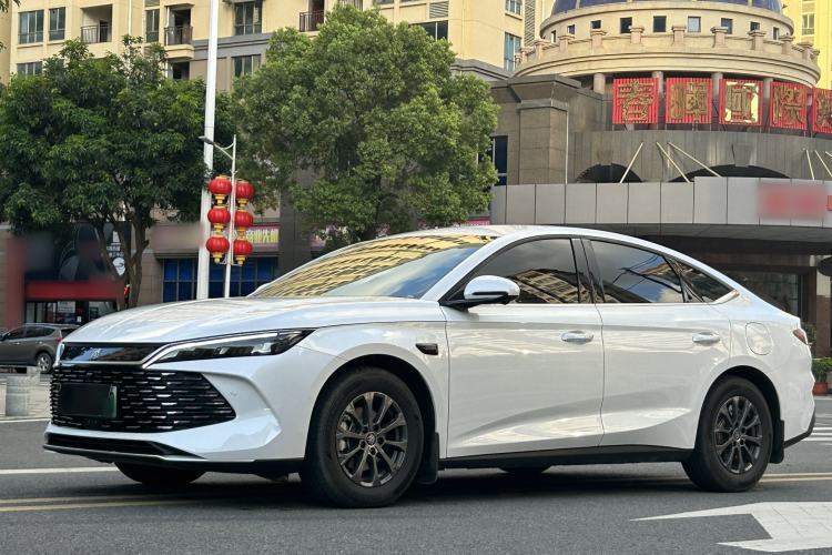 Used BYD Qin L 2025 DM-i Smart Drive 80KM Leading Model Guazi used car, China used car export, Used car for sale, Used BYD cars, Cheapest cars for sale