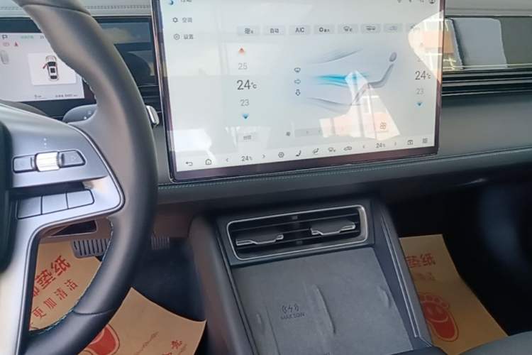 Used BYD Qin L 2025 EV 545KM Excellence Edition Audio And AC Panel