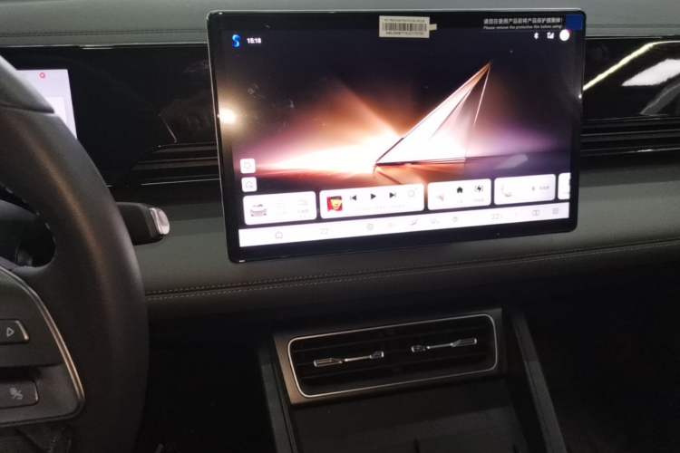 Used BYD Qin L 2025 EV 470KM Leading Edition Audio And AC Panel