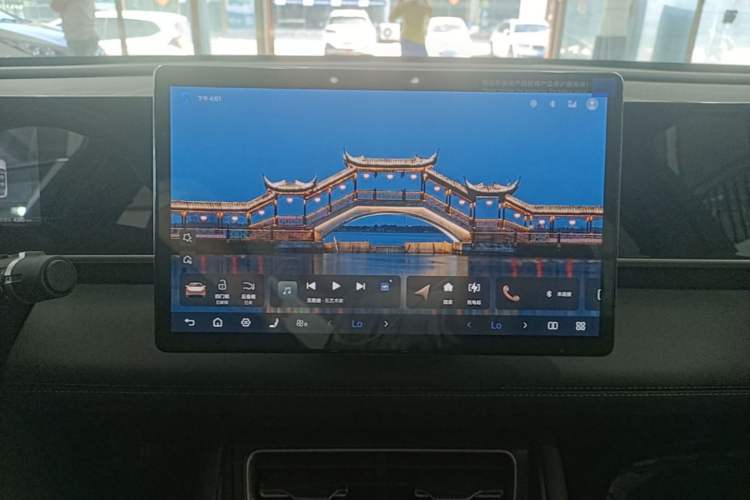 Used BYD Qin L 2025 DM-i Smart Drive 120KM Superior Model Audio And AC Panel