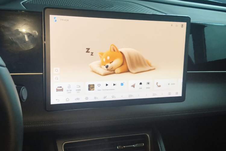 Used BYD Qin L 2025 DM-i Smart Drive 80KM Leading Model Audio And AC Panel