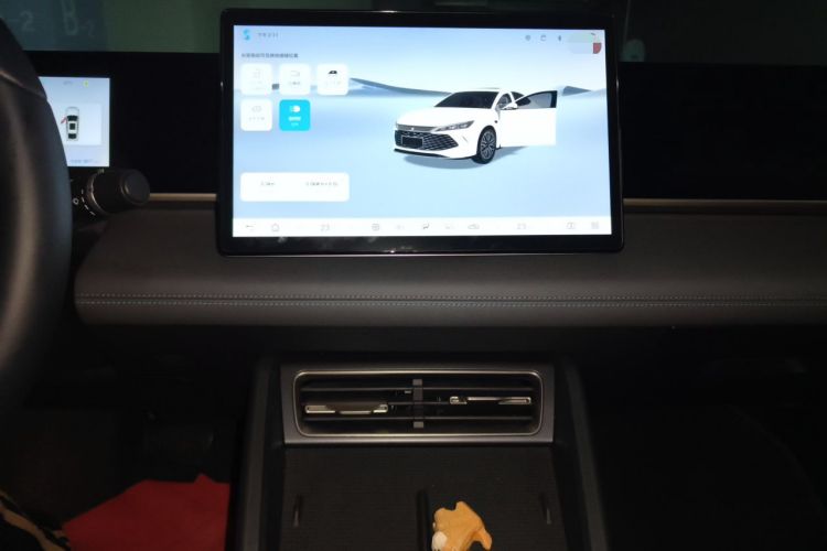 Used BYD Qin L 2025 DM-i Smart Drive 80KM Leading Model Audio And AC Panel