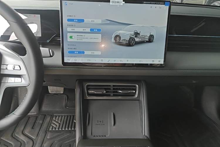 Used BYD Qin L 2025 EV 545KM Cloud Suspension Edition Audio And AC Panel