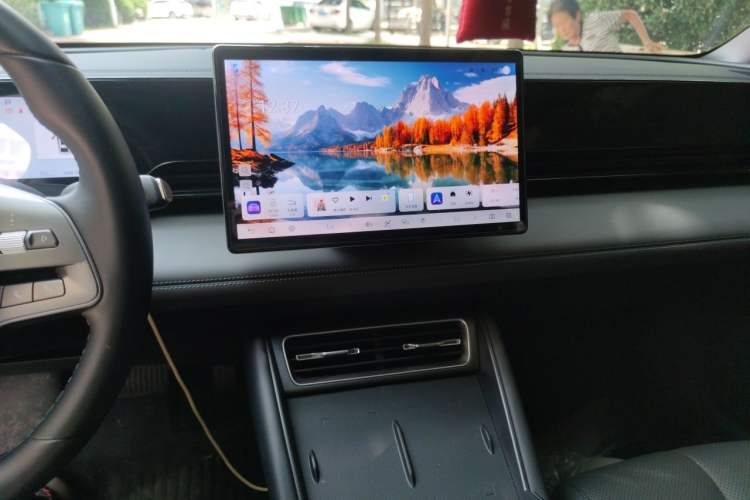 Used BYD Qin L 2025 EV 545KM Beyond Version Audio And AC Panel