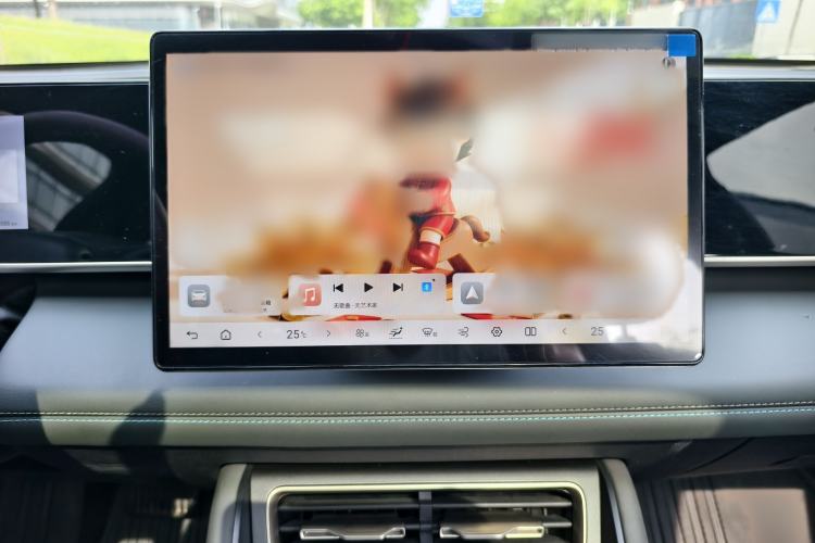 Used BYD Qin L 2025 DM-i Smart Drive 80KM Superior Model Audio And AC Panel