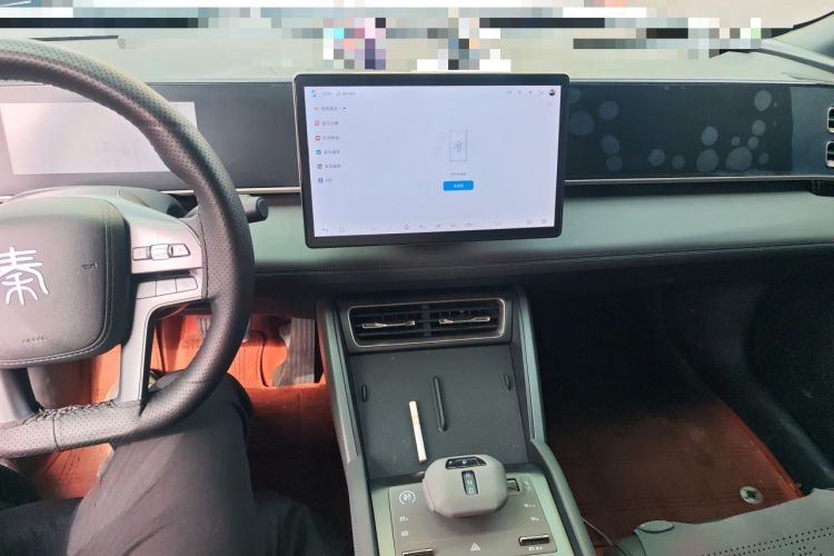 Used BYD Qin L 2025 DM-i Smart Drive 80KM Leading Model Audio And AC Panel