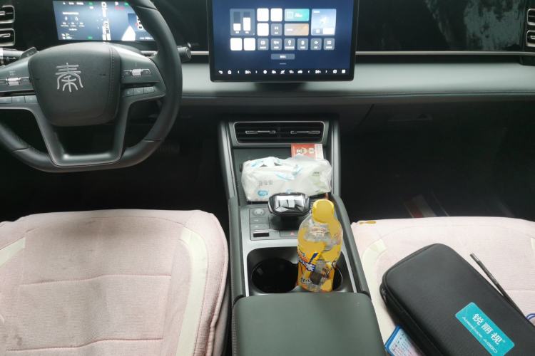 Used BYD Qin L 2025 DM-i Smart Drive 80KM Leading Model Center Console
