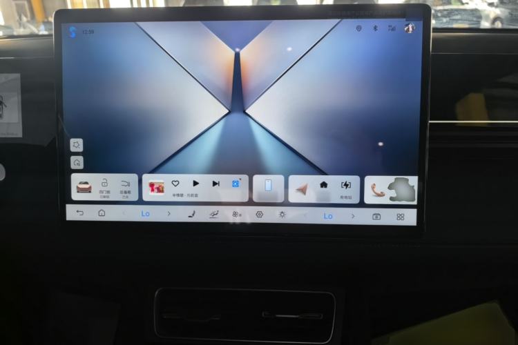 Used BYD Qin L 2025 EV 545KM Beyond Version Center Console