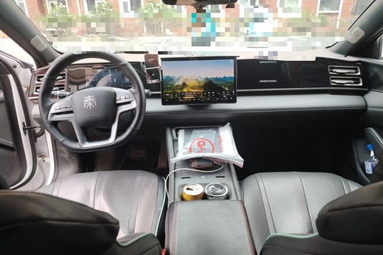 Used BYD Qin L 2025 DM-i Smart Drive 120KM Leading Model Center Console