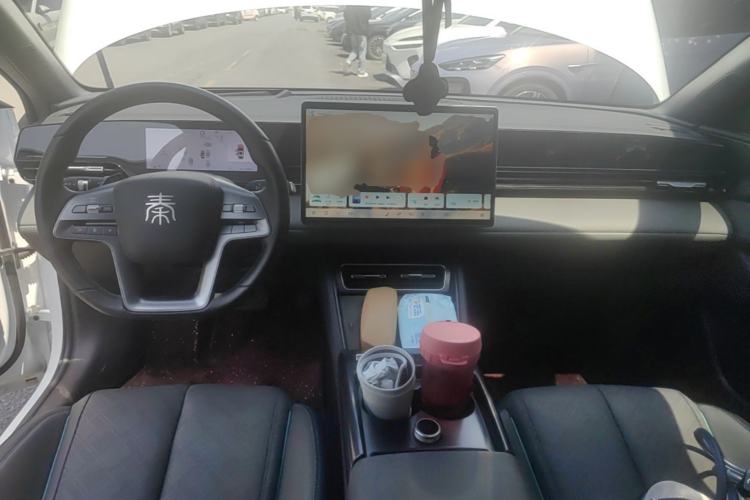 Used BYD Qin L 2025 EV 545KM Excellence Edition Center Console