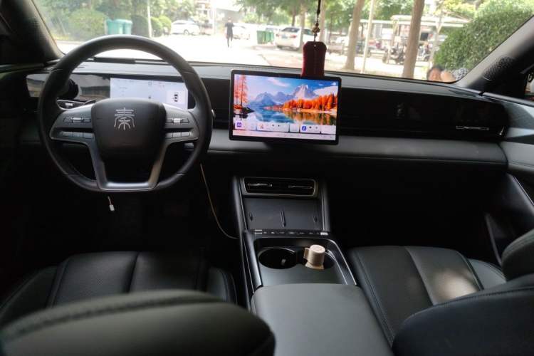 Used BYD Qin L 2025 EV 545KM Beyond Version Center Console
