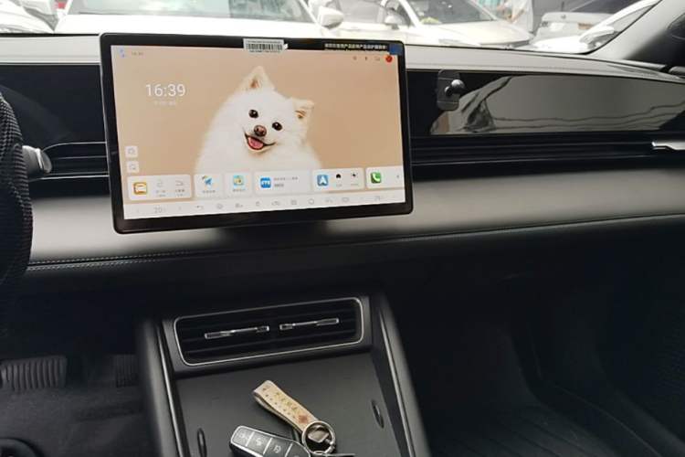 Used BYD Qin L 2025 EV 545KM Beyond Version Center Console