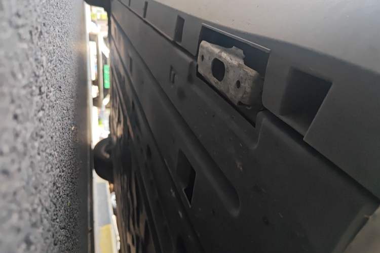 Used BYD Qin L 2025 EV 470KM Leading Edition Chassis Front Right
