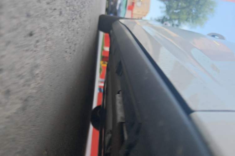 Used BYD Qin L 2025 DM-i Smart Drive 80KM Leading Model Chassis Front Right
