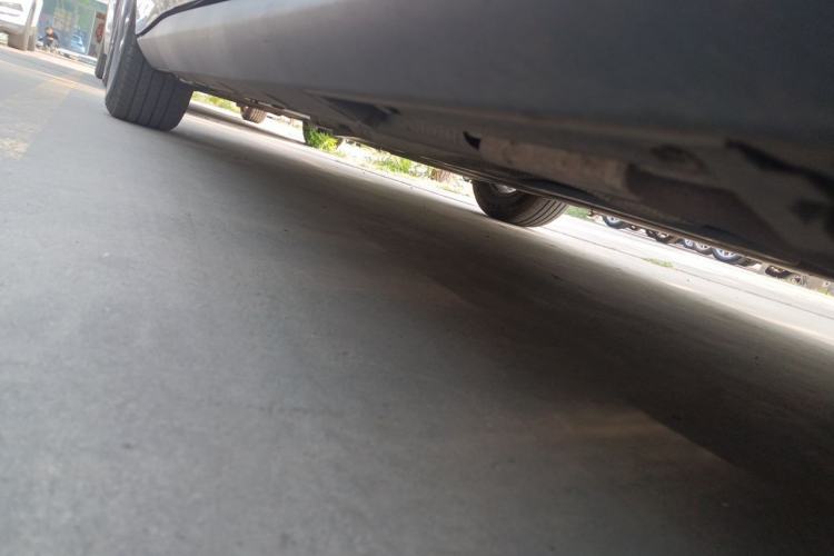 Used BYD Qin L 2025 DM-i Smart Drive 80KM Leading Model Chassis Front Right