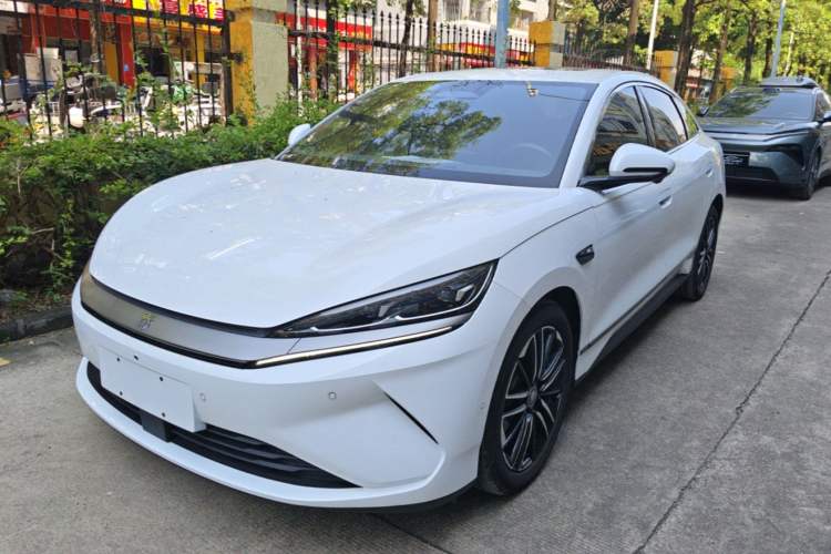 BYD Qin L 2025 EV 545KM Cloud Suspension Edition