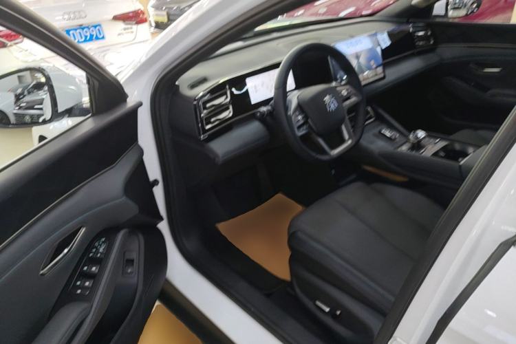 Used BYD Qin L 2025 DM-i Smart Drive 120KM Superior Model Driver Seat