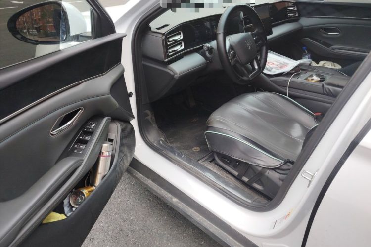 Used BYD Qin L 2025 DM-i Smart Drive 120KM Leading Model Driver Seat