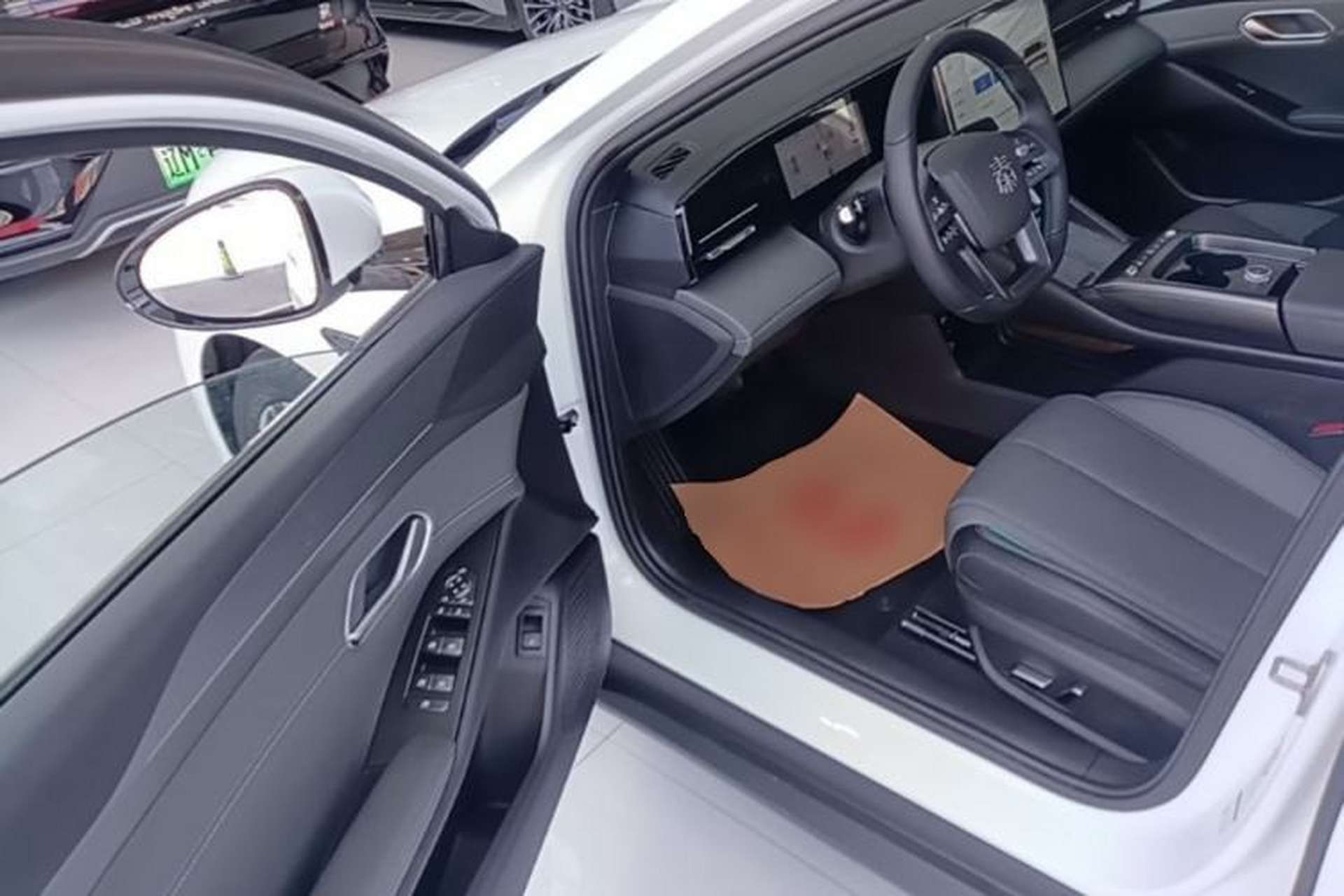 Used BYD Qin L 2025 EV 545KM Excellence Edition Driver Seat