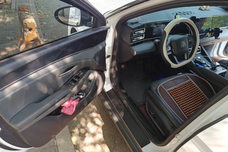 Used BYD Qin L 2025 DM-i Smart Drive 120KM Leading Model Driver Seat