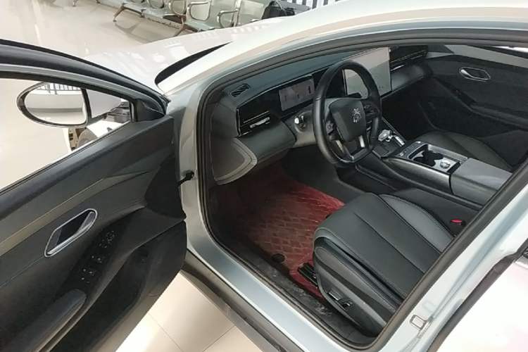 Used BYD Qin L 2025 EV 545KM Excellence Edition Driver Seat