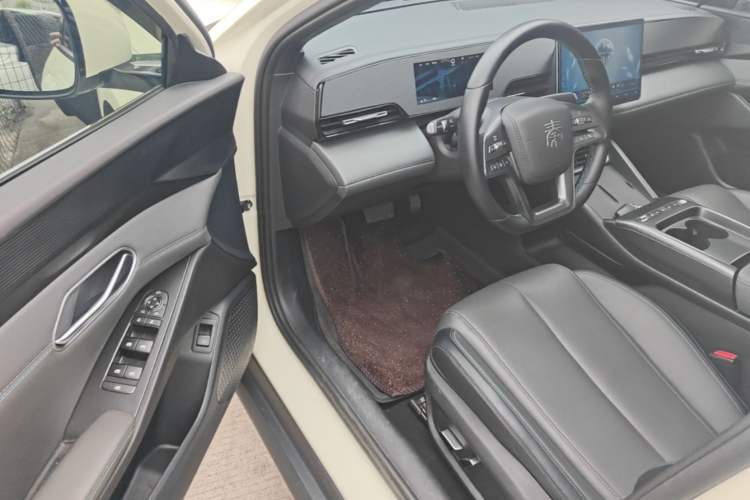 Used BYD Qin L 2025 EV 470KM Leading Edition Driver Seat