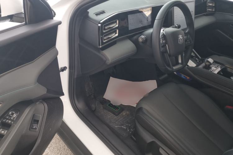 Used BYD Qin L 2025 DM-i Smart Drive 80KM Leading Model Driver Seat
