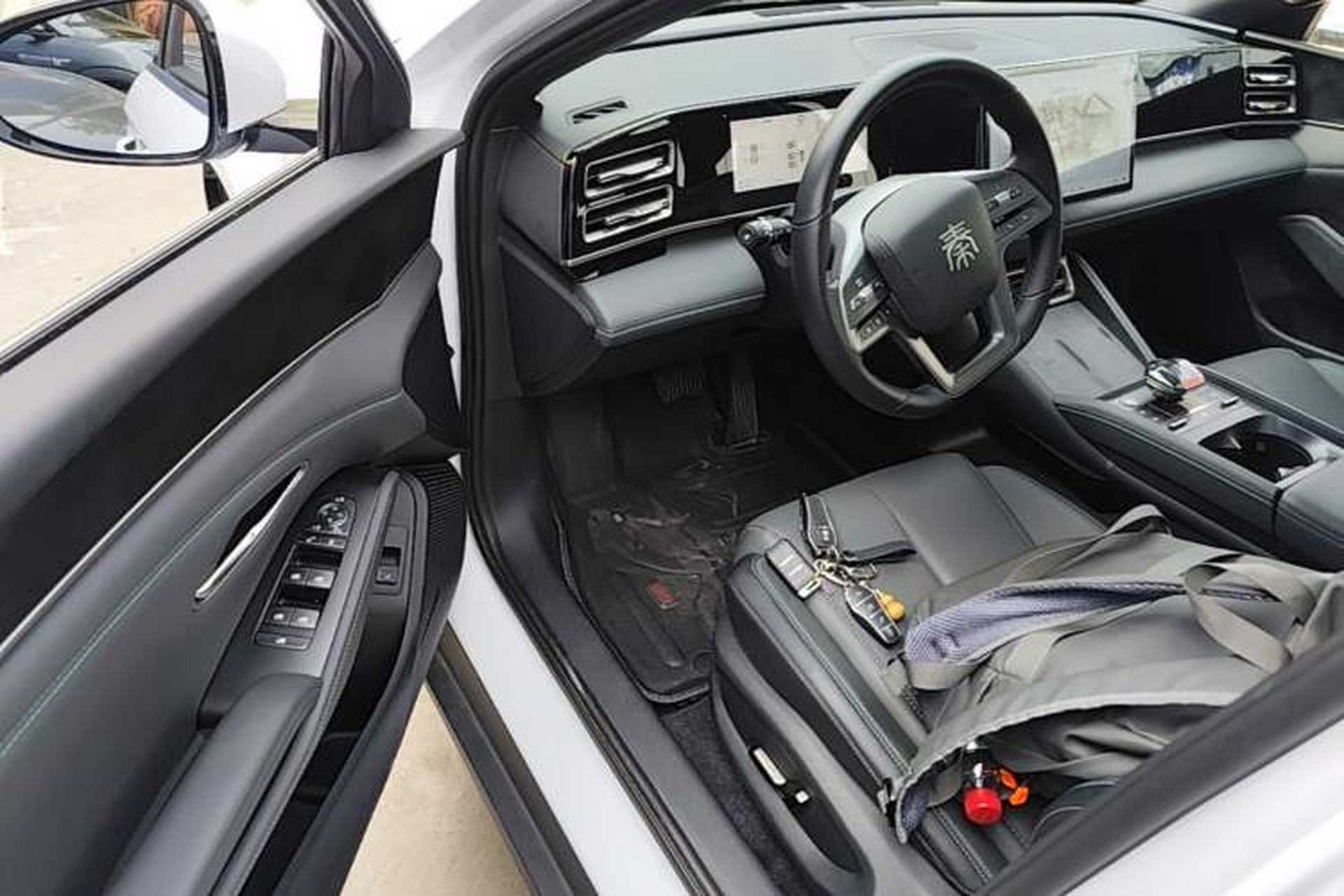 Used BYD Qin L 2025 DM-i Smart Drive 120KM Superior Model Driver Seat